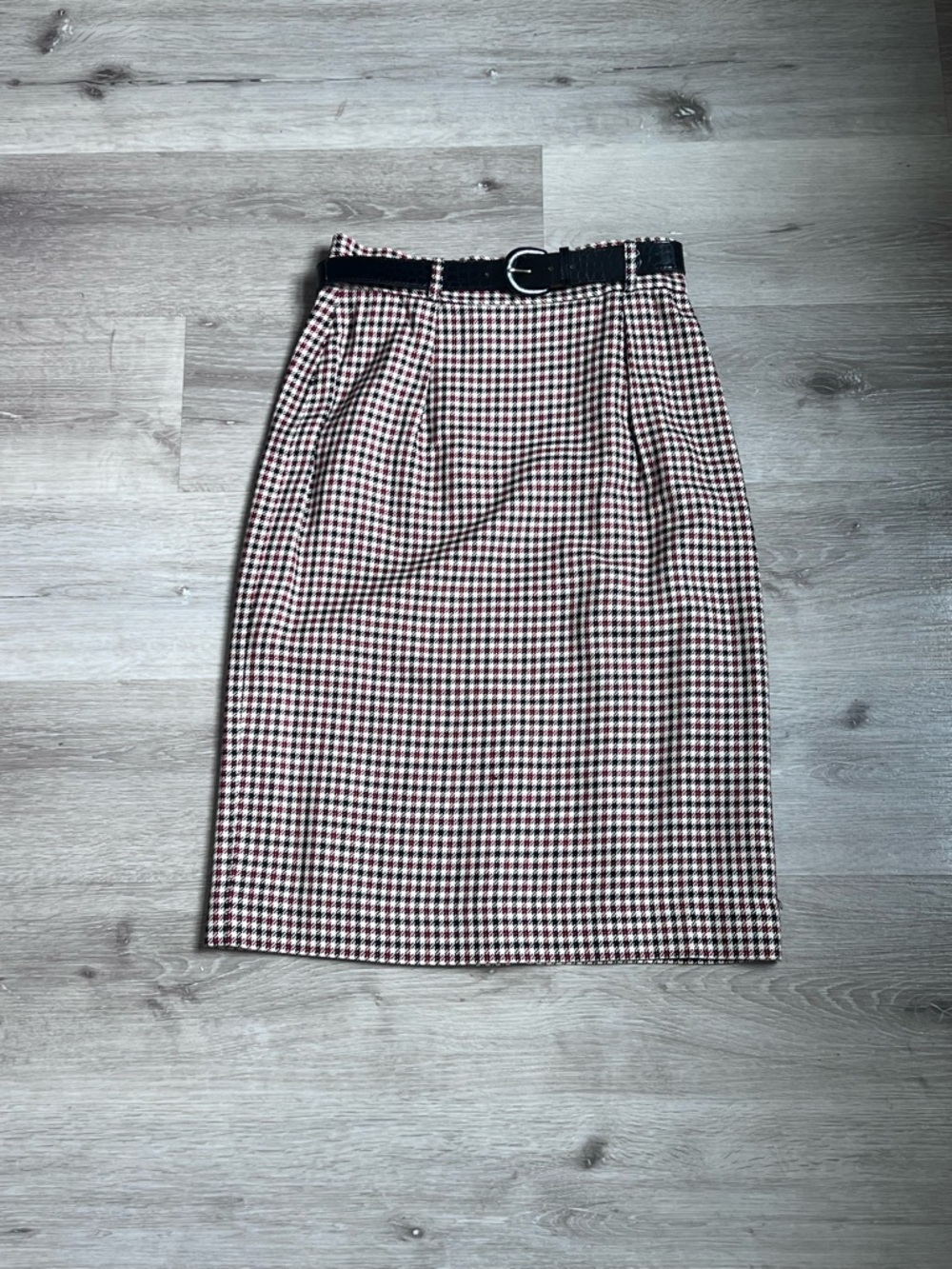 Jones New York Red, Black and White Plaid Pencil Skirt with Belt